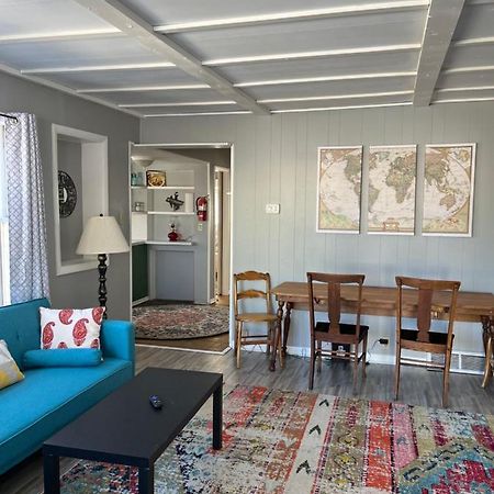 Rustic 2 Bedroom Boho Apartment Laramie Eksteriør bilde