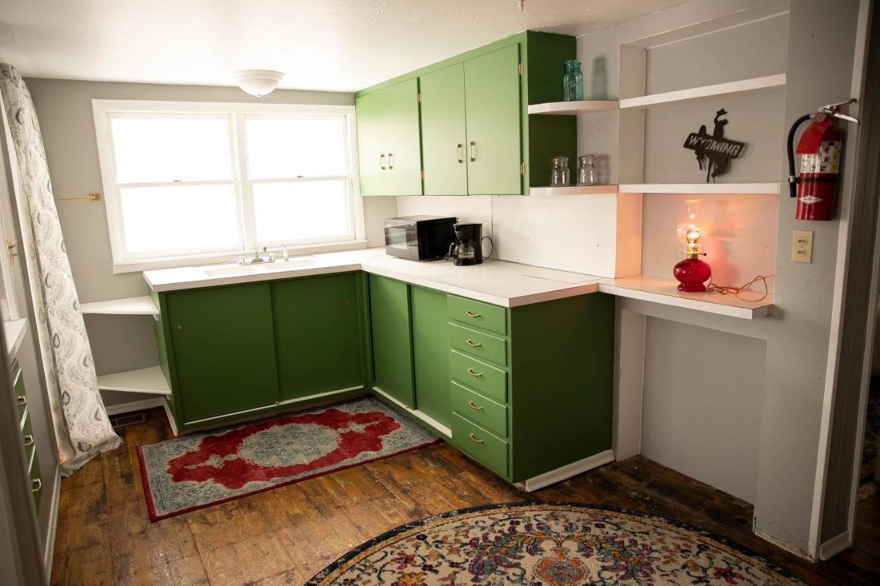 Rustic 2 Bedroom Boho Apartment Laramie Eksteriør bilde
